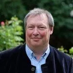 Porträt eines Mannes, möglicherweise ein Pastor oder Kirchenführer.